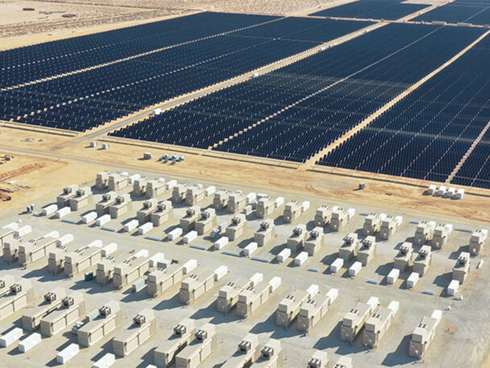 È stato lanciato il più grande progetto di stoccaggio dell’energia solare negli Stati Uniti