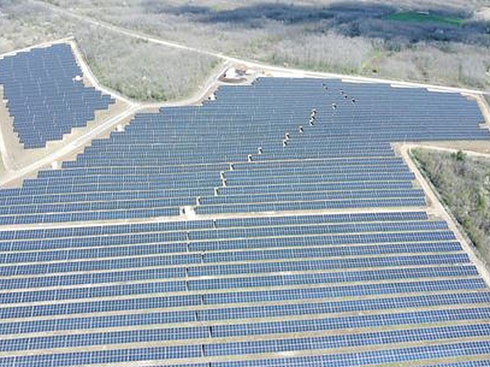 La più grande centrale solare della Serbia collegata alla rete