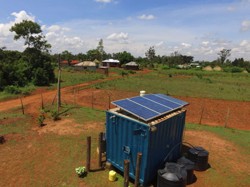 Il Kenya affronta il divario di accesso all’energia rurale con oltre 130 microreti solari