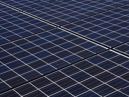 nuova direttiva UE: permette di ridurre l'IVA sui pannelli solari
