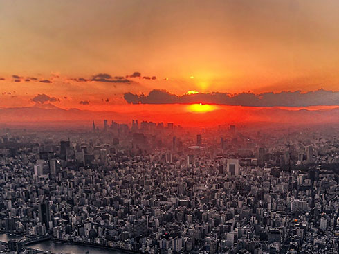 Tokyo si prepara ai requisiti fotovoltaici obbligatori per i nuovi edifici e le abitazioni